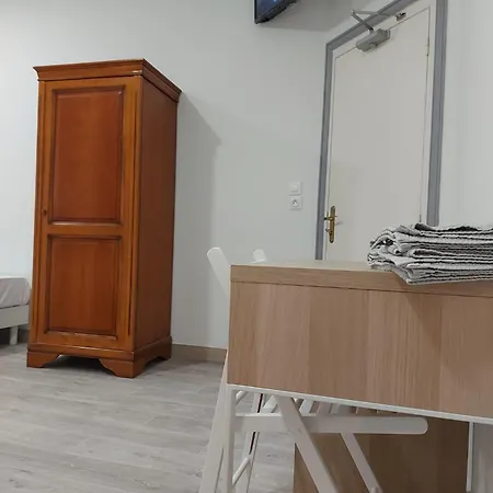 Ardenn'hotel Hotell 2*